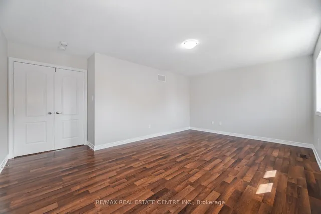 Additional image 31 of 18 Eltesoro St