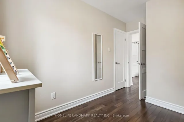 Additional image 21 of 10 Tartan Ave