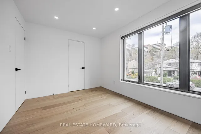 Additional image 20 of 10 Juliana Crt