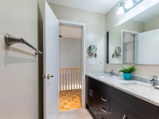 Additional image 21 of 750 Burnhamthorpe Rd Unit 31