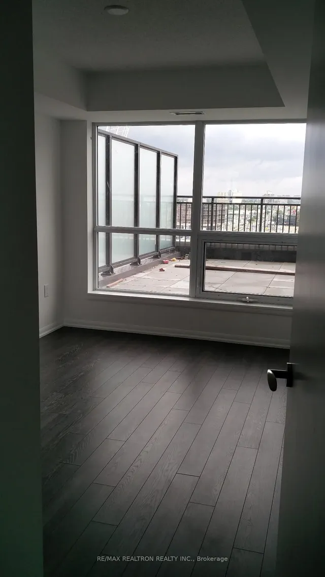 Additional image 15 of 830 Lawrence Ave Unit 917