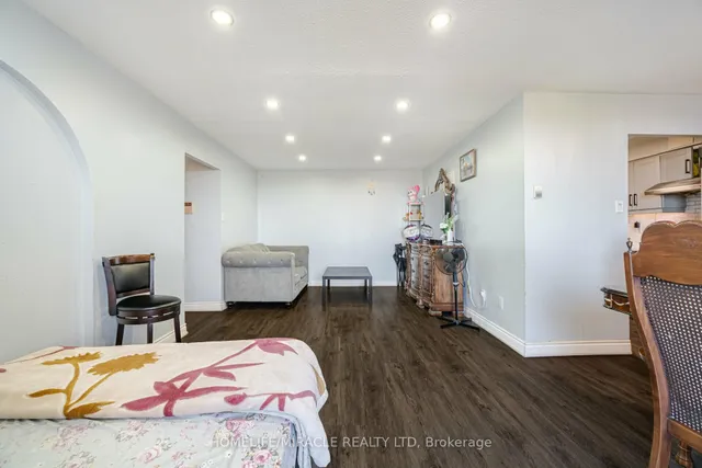 Additional image 13 of 3577 Derry Rd Unit 702