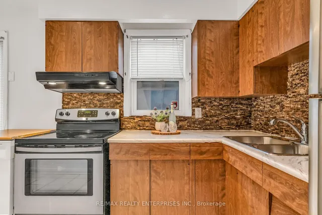 Additional image 9 of 20 Ashdean Dr