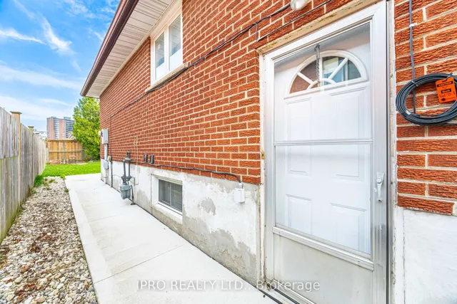 Additional image 47 of 717 Green Meadow Cres