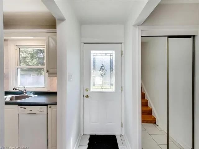 Additional image 9 of 153 Limeridge Rd Unit 16