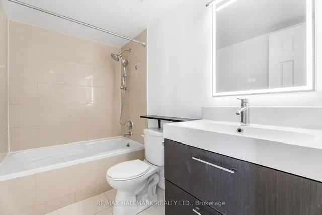 Additional image 18 of 55 Centre Ave Unit 1607