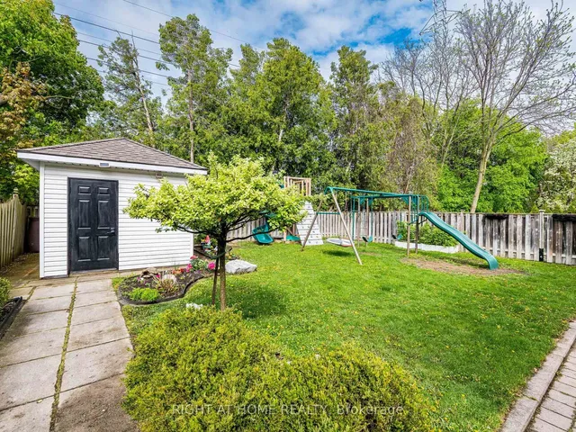 Additional image 34 of 30 Haliburton Ave