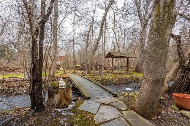 Additional image 44 of 121 Mohawk Rd