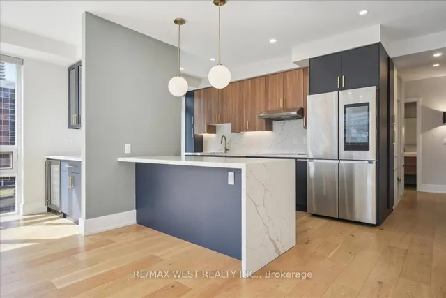 Additional image 5 of 70 Roehampton Ave Unit 314