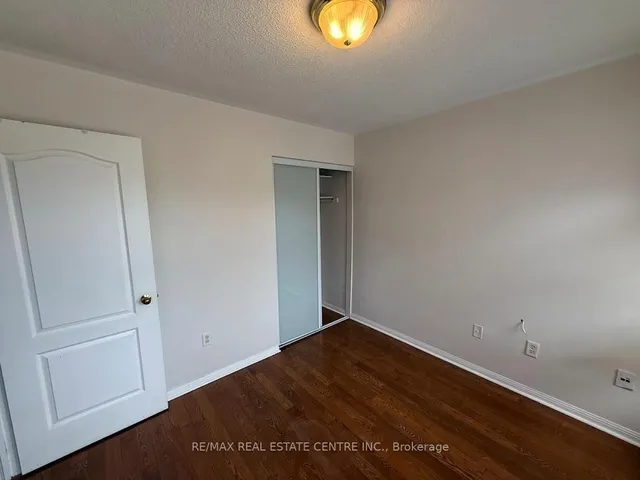 Additional image 25 of 5989 Sidmouth St