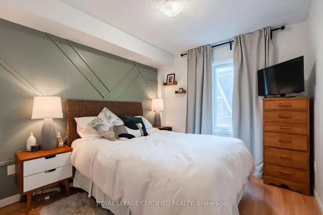 Additional image 13 of 22 Laidlaw St Unit 1222