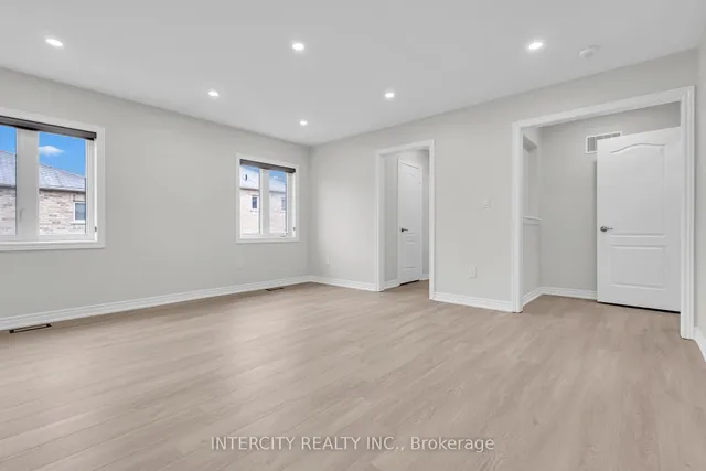 Additional image 29 of 98 Lola Cres