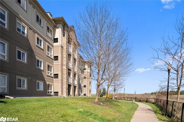 Additional image 39 of 8 Dayspring Cir Unit 1106