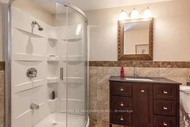 Additional image 44 of 82 Leander St