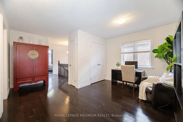 Additional image 25 of 134 Hazelton Ave