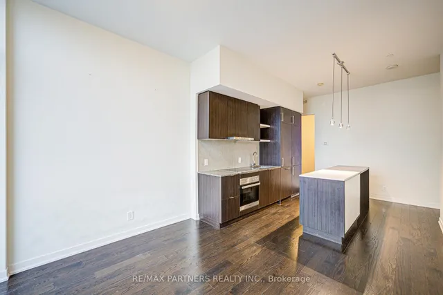 Additional image 6 of 100 Harbour St Unit 6805