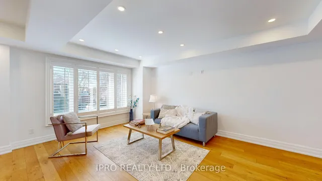 Additional image 5 of 98 Poyntz Ave