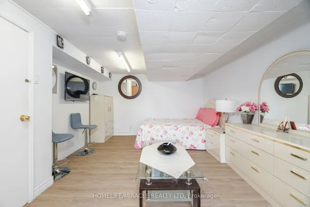 Additional image 31 of 11 Arrowsmith Ave