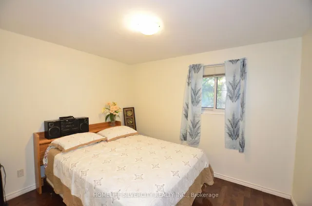 Additional image 33 of 35 Geneva Cres