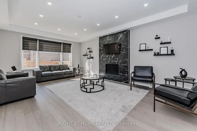 Additional image 4 of 154 HiStand Tr