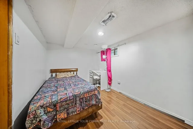 Additional image 30 of 94 Ypres Rd