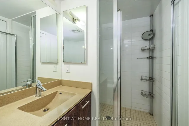 Additional image 26 of 125 Village Green Sq Unit 3703