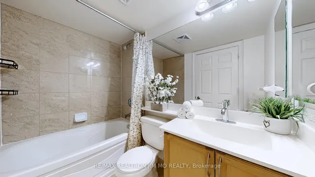 Additional image 26 of 25 Greenview Ave Unit 1915