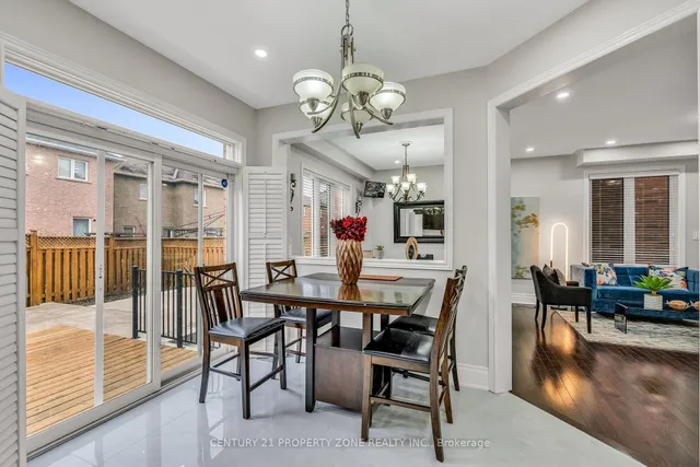 Additional image 19 of 8 Griffith Crt