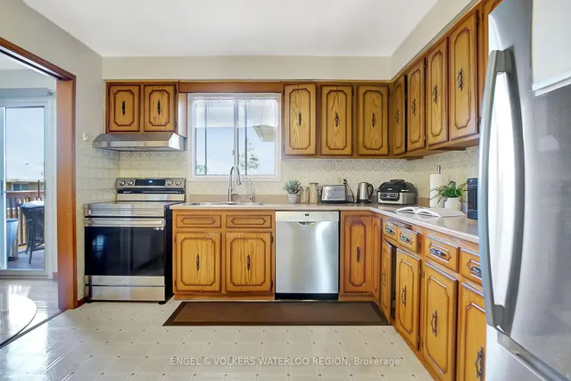 Additional image 14 of 137 Wimbleton Cres