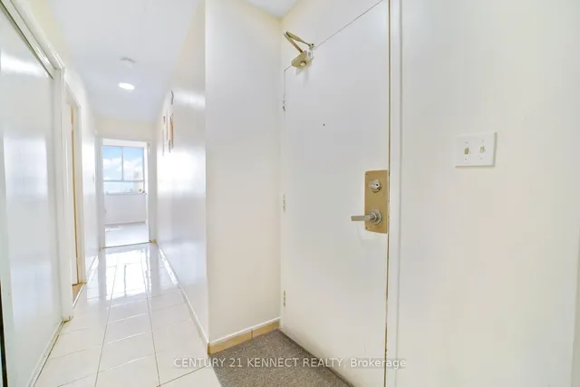 Additional image 5 of 1 Massey Sq Unit 2901