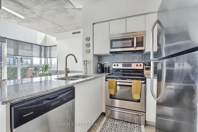 Additional image 11 of 150 East Liberty St Unit 1213