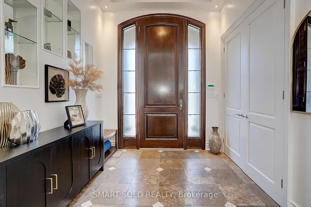 Additional image 30 of 677 Woburn Ave