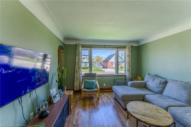 Additional image 6 of 120 Howard Ave