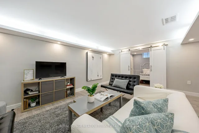 Additional image 37 of 428 Dymott Ave