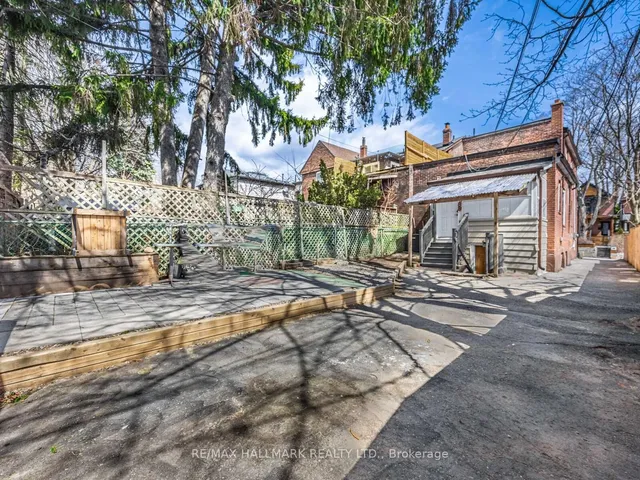 Additional image 32 of 8 Redwood Ave