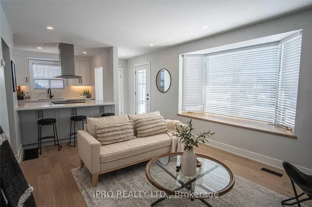 Additional image 2 of 289 Elmwood Cres