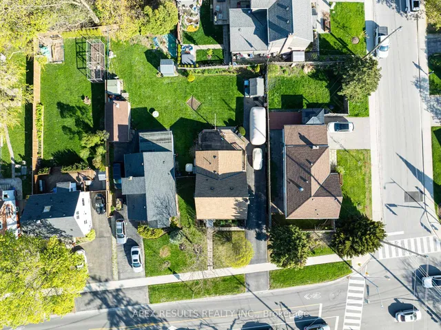 Additional image 3 of 2260 New St