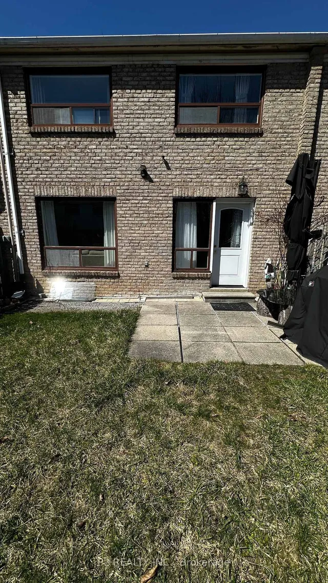 Additional image 16 of 25 Gosford Blvd Unit 22