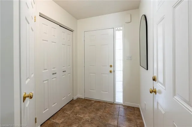 Additional image 3 of 30 Fallowfield Dr