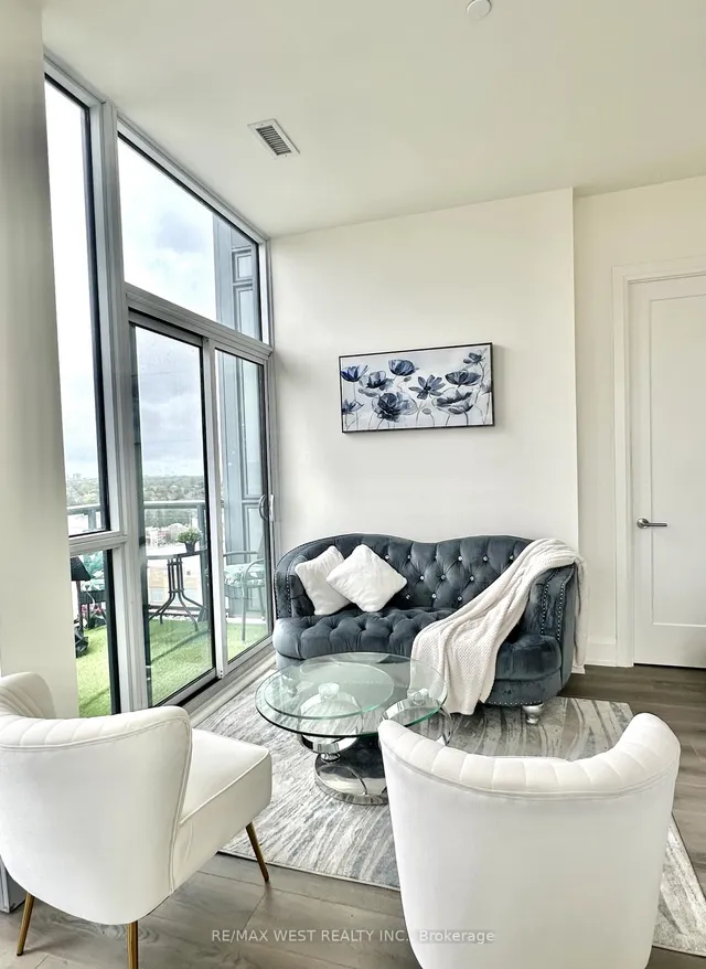 Additional image 3 of 509 Dundas St Unit 804