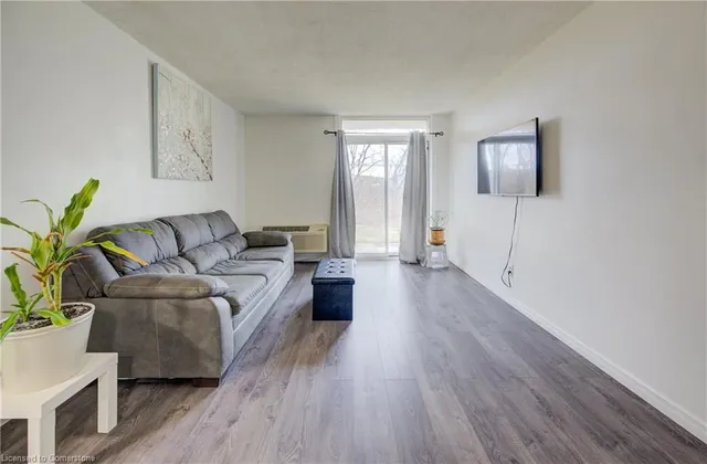 Additional image 4 of 185 Kehl St Unit 103