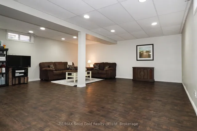 Additional image 29 of 38 Beechmanor Cres