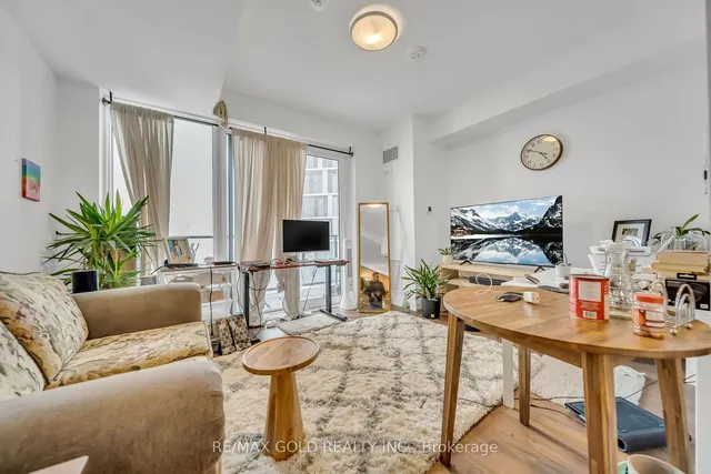 Additional image 21 of 15 Wellington St Unit 2905