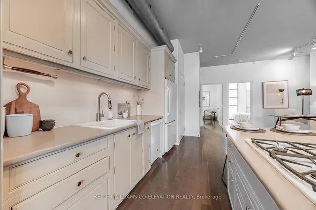 Additional image 14 of 20 Niagara St Unit 202