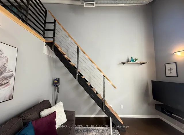 Additional image 15 of 11 Rebecca St Unit 406