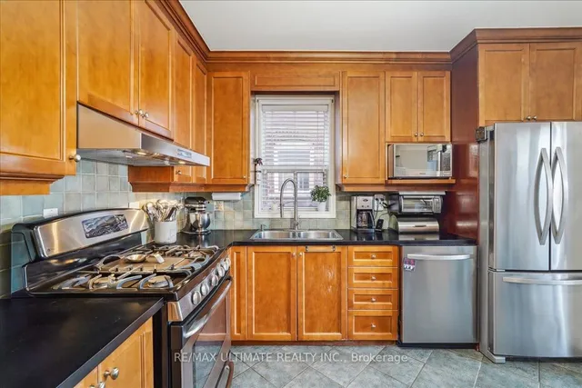 Additional image 21 of 204 Gilbert Ave