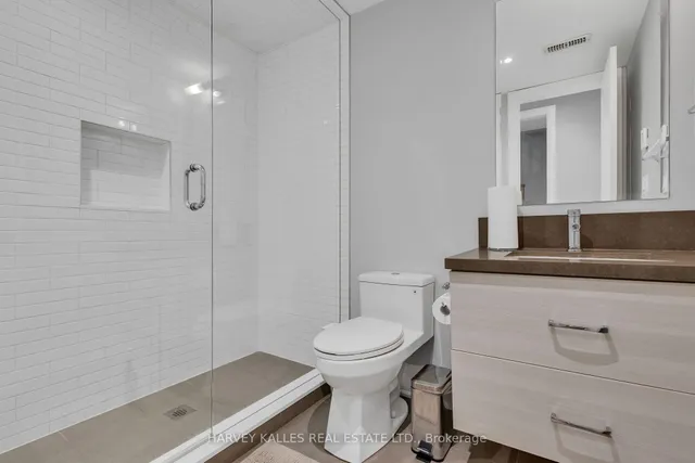 Additional image 47 of 1256 Avenue Rd