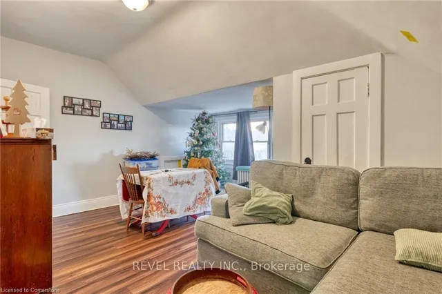 Additional image 17 of 93 Barnesdale Blvd