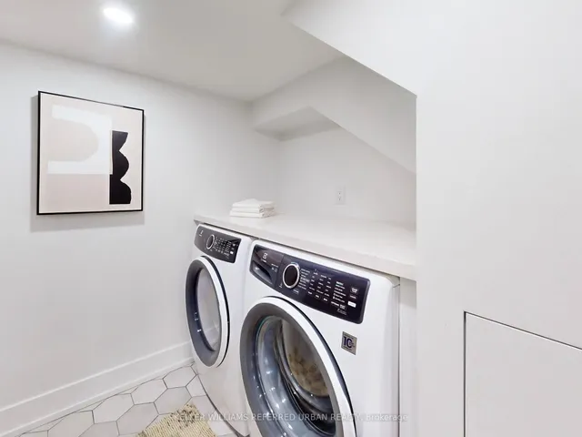 Additional image 36 of 164 Broadview Ave