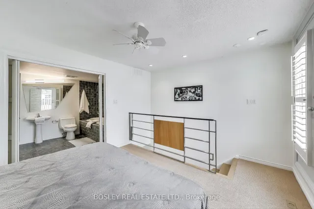 Additional image 32 of 12 Sudbury St Unit 2403